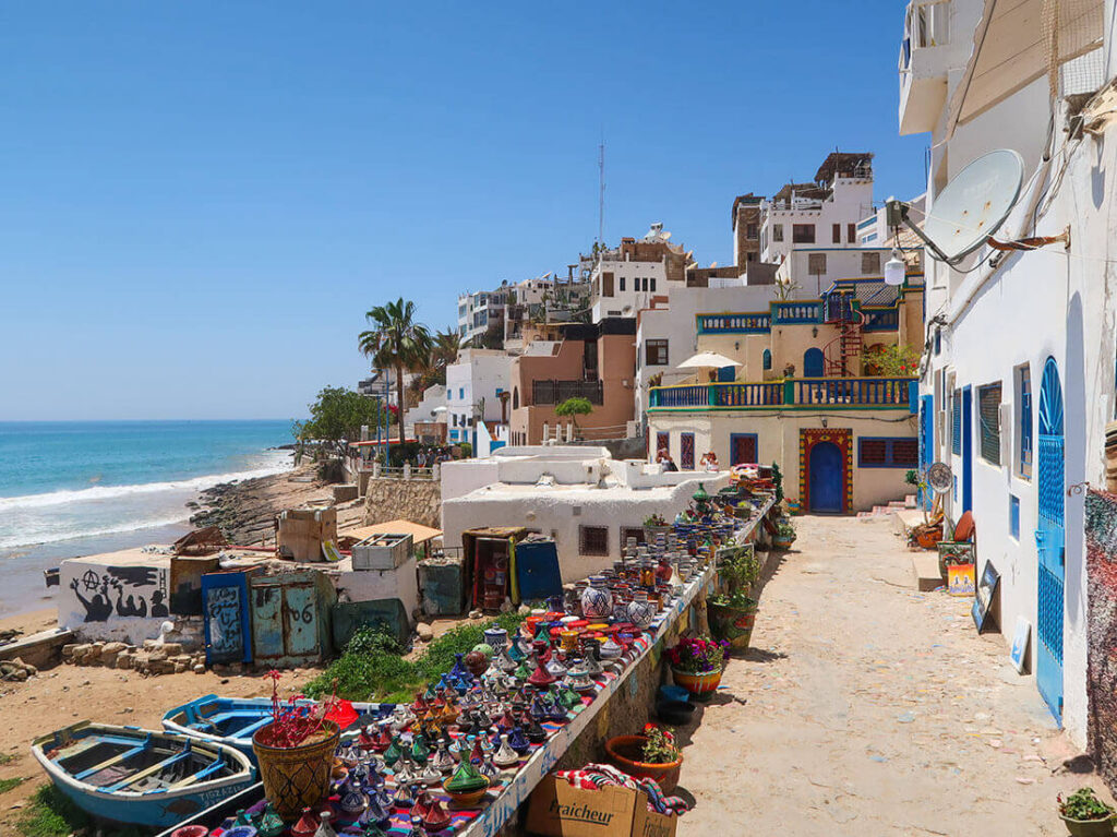 <span class="i18n" data-en="Taghazout, Morocco" data-ar="تغازوت، المغرب">Taghazout, Morocco</span>